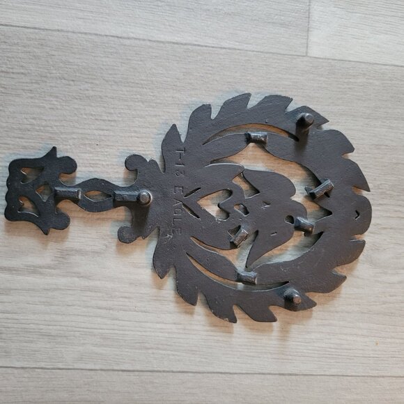 Antique Cast Iron Door Trovet With Eagle & Heart Design - Picture 1 of 7